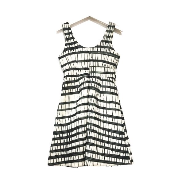 Plenty by Tracy Reese scuba dress, size 2,  Black, white, gray, NWT - Picture 3 of 13
